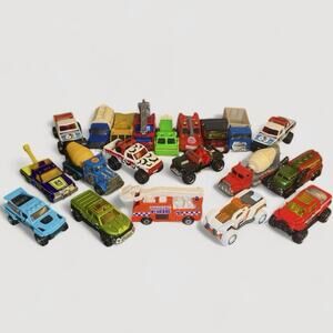 Hot Wheels Matchbox Lot of 20 Diecast Trucks Fire Rescue Tow Cement Off-Road Car